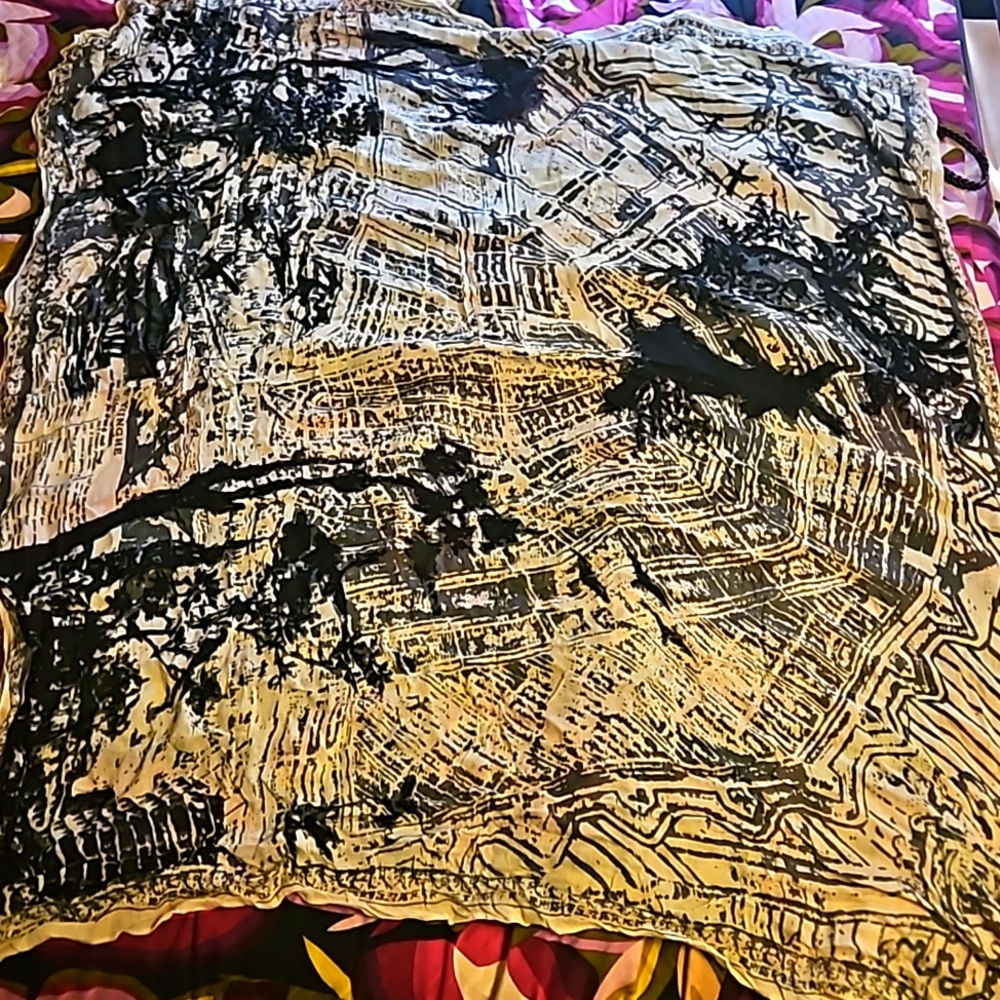 Scarf sz 41" NWT